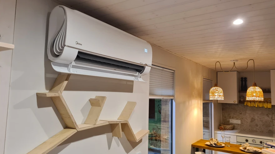 Jahutust silmas pidades on suvemajas mõttekas paigaldada seade lõunapoolsesse tuppa.