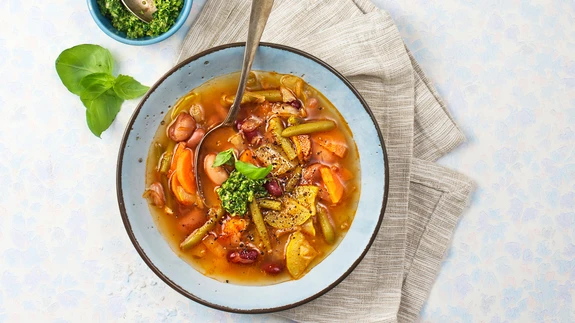 Kerge köögiviljasupp.