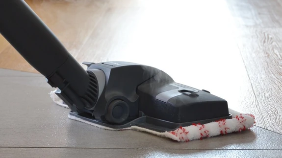 Moodsad aurupuhastid tagavad kõrge puhtustaseme ja väldivad väikseimate tolmuosakeste uuesti keskkonda sattumist puhastamise ajal.