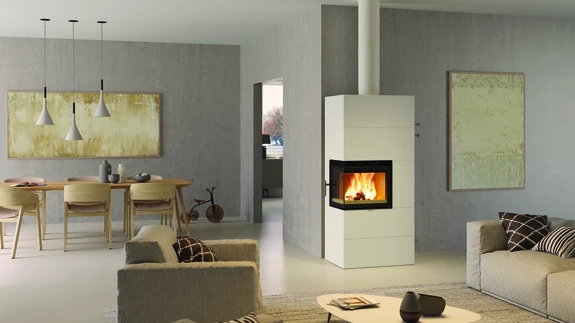 Ahi salvestab soojust pika aja jooksul ja annab seda ühtlasemalt välja.