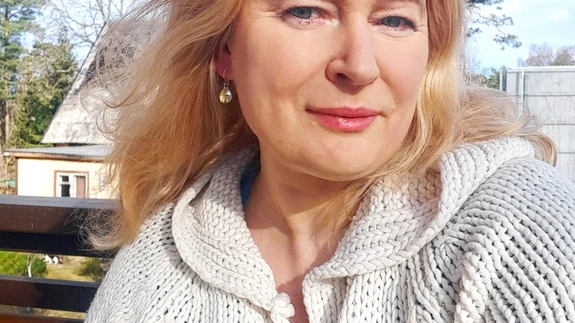 Malle Pajula mõtiskleb seekord ajaloo varjude teemal.