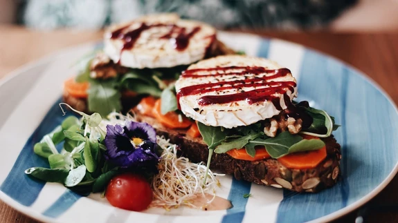 Kui grill-lihast on isu täis, küpseta vahelduseks hoopis juustu.